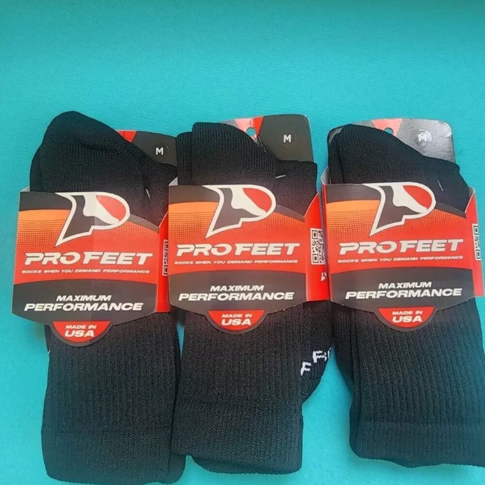 PROFEET 285 Multi-Sport Crew BLACK DRESS SOCKS SIZE 9-11 Medium - 3 PAIRS NWT